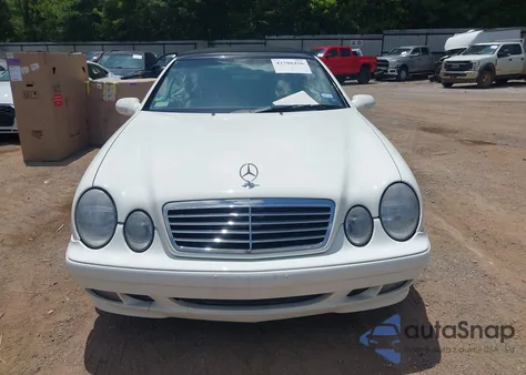 2003 Mercedes-Benz Clk 320 из США, поврежденный, VIN WDBLK65G33T139797